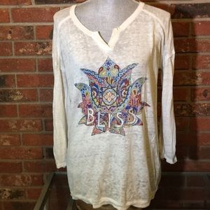 Lucky Brand Mid sleeved "bliss" shirt